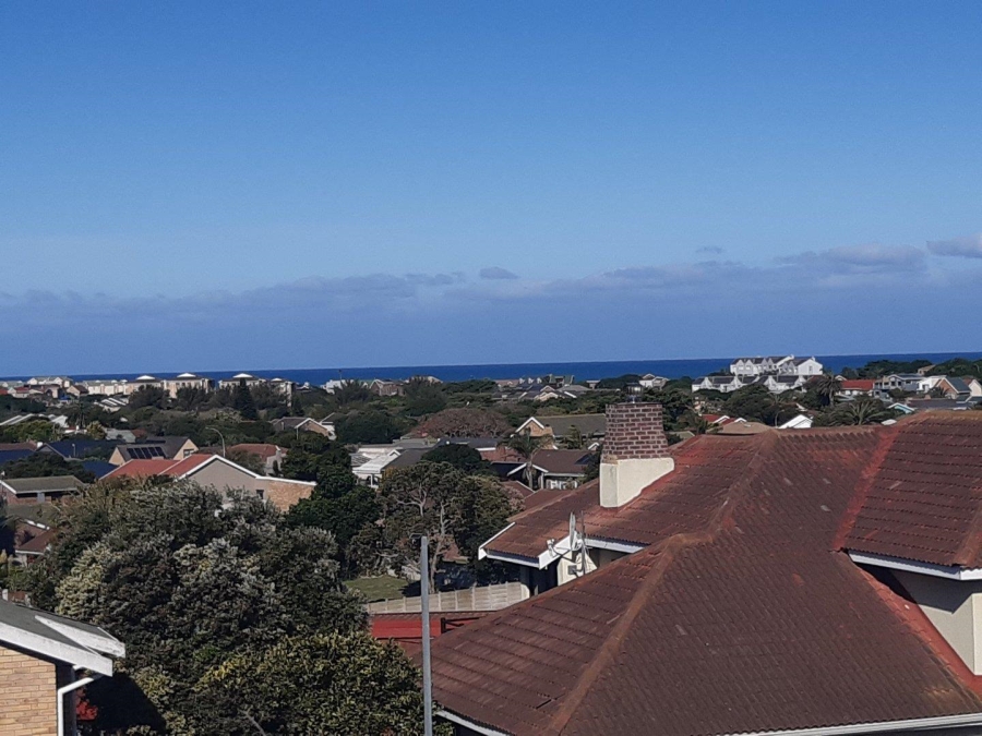 3 Bedroom Property for Sale in Aston Bay Eastern Cape